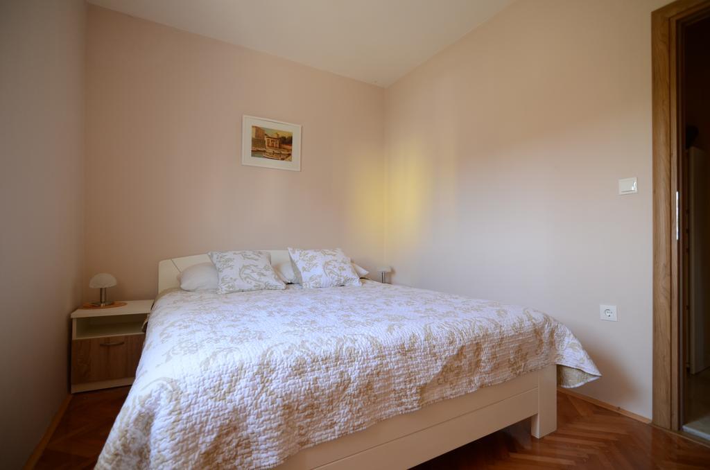Apartment Emi Сукошан Экстерьер фото